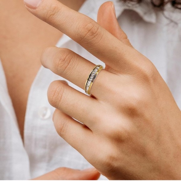 Gold Fidget Spinner Ring with Crystals - Size 6 - Picture 5 of 11